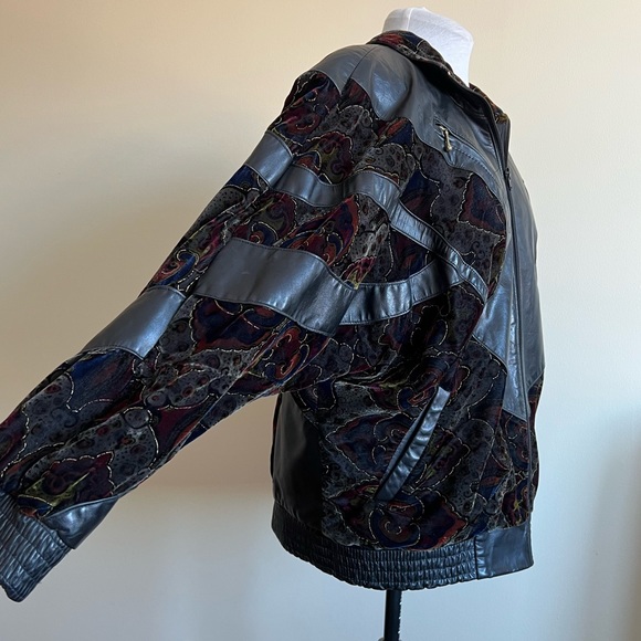 vintage velvet patch leather bomber jacket - Picture 7 of 15